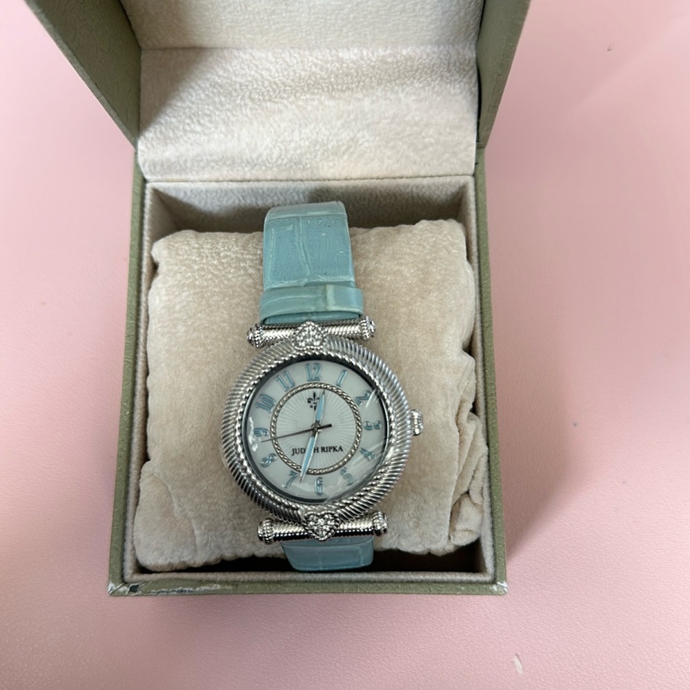 New with tags. Never worn Judith Ripka Women’s Watch